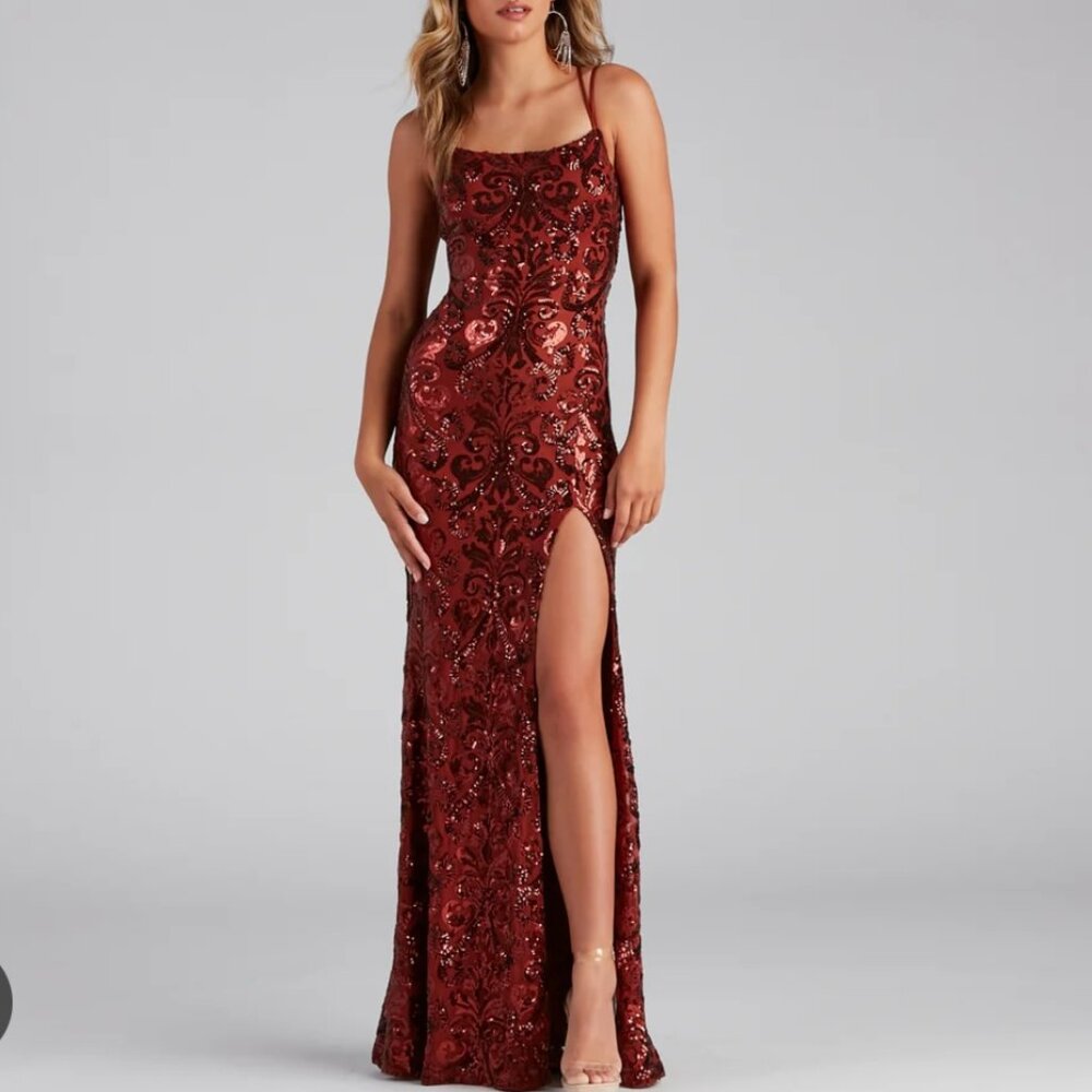 Windsor rust prom dress size small